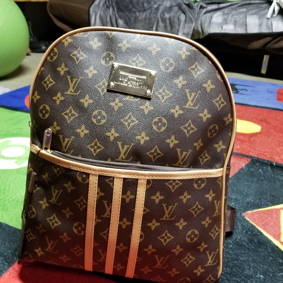 Louis Vuitton book bag - Picture 7 of 8